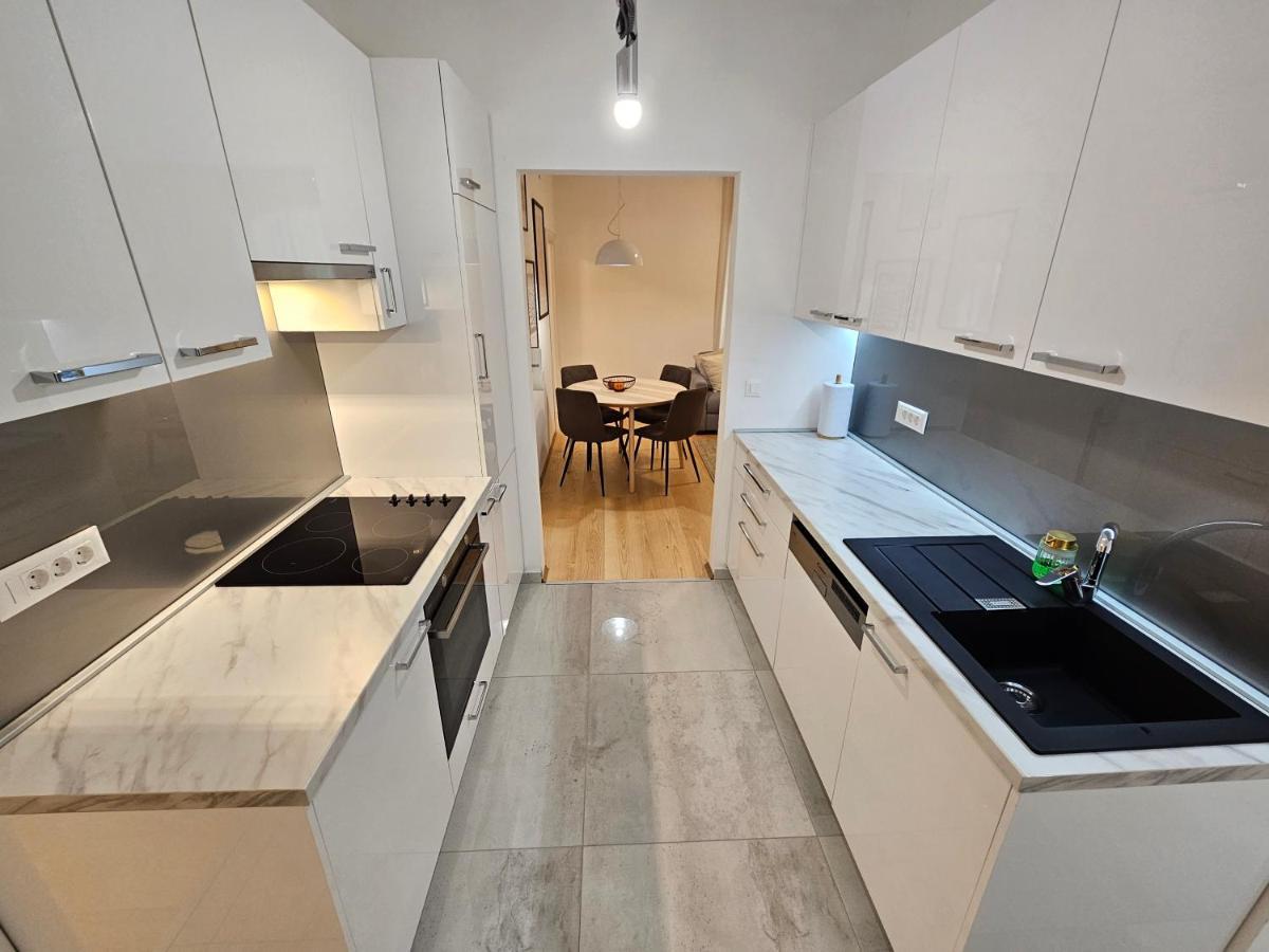Apartamento Cosy&Lux On Main Square, Korzo Rijeka Exterior foto