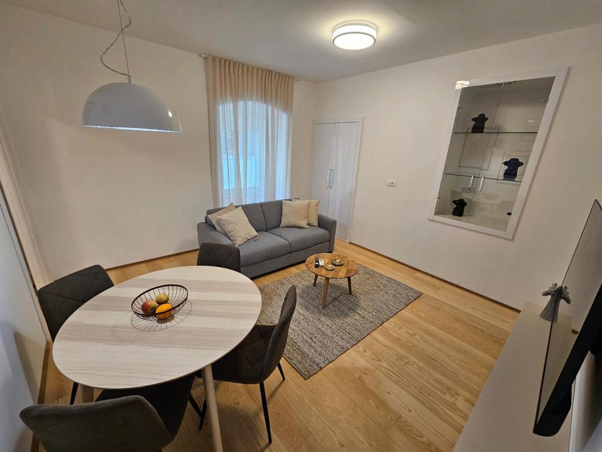 Apartamento Cosy&Lux On Main Square, Korzo Rijeka Exterior foto